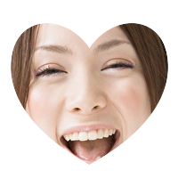 顔写真をまんまるのハート型に切り取った例